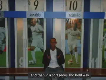 Neymar, en el vestuario del Real Madrid Neymar, en el vestuario del Real Madrid