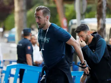 Harry Kane y Lloris llegando al hotel Harry Kane y Lloris llegando al hotel