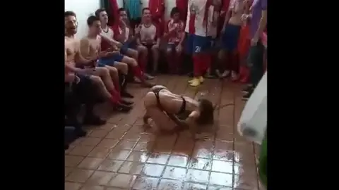 Las polémicas imágenes de la celebración del Llançà Las polémicas imágenes de la celebración del Llançà