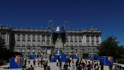 El trofeo de la Champions League, en el Palacio Real El trofeo de la Champions League, en el Palacio Real