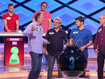 El llamativo consejo de Erundino, de 'Los Lobos', a Juanra Bonet para escoger un restaurante limpio El llamativo consejo de Erundino, de 'Los Lobos', a Juanra Bonet para escoger un restaurante limpio