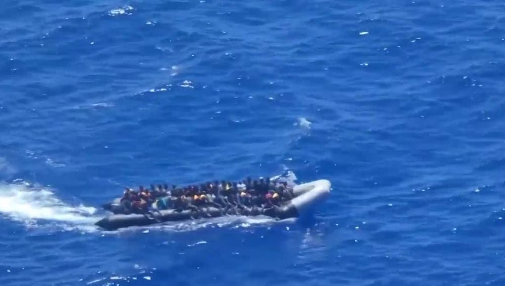 Rescate de inmigrantes libios en el Mediterráneo