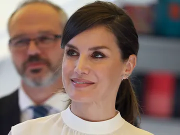 La reina Letizia durante la Feria del Libro de Madrid 2019 La reina Letizia durante la Feria del Libro de Madrid 2019