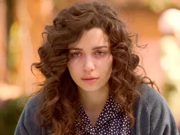 Amelia reaparece en un estado lamentable Amelia reaparece en un estado lamentable