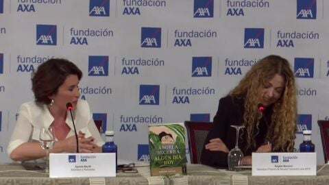 &Aacute;ngela Becerra, ganadora del Premio Fernando Lara 2019 