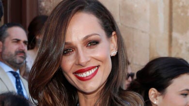 El vestido de ensueño de Eva González para el bautizo de su hijo Cayetano