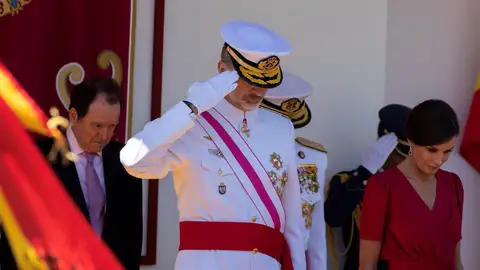 Los Reyes en el desfile del Día de las Fuerzas Armadas en Sevilla Los Reyes en el desfile del Día de las Fuerzas Armadas en Sevilla