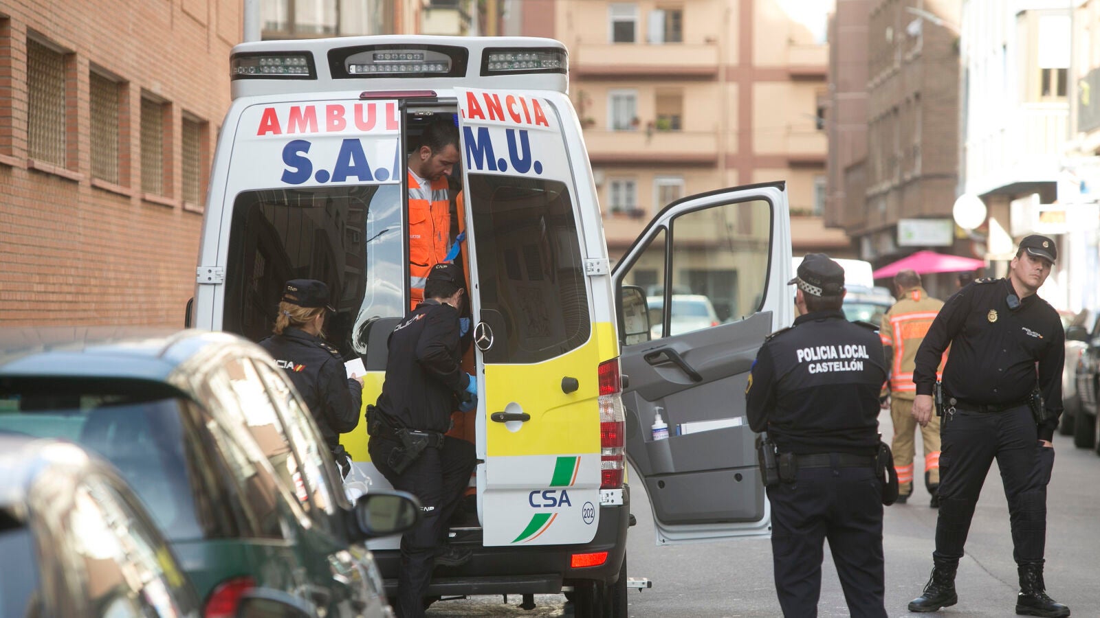 Un padre mata a su hijo de 12 años, apuñala a la de 10 y después se suicida en Cabanes, en Castellón