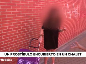 Familias de una zona residencial de Madrid denuncian un prostíbulo encubierto en una de las viviendas