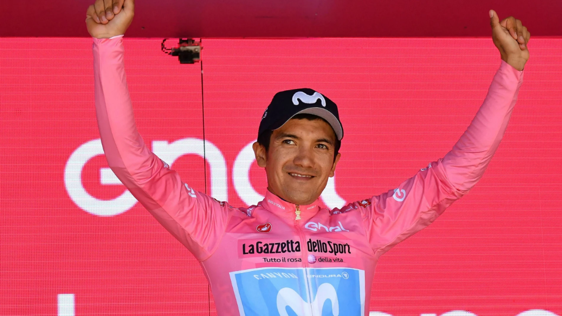 Carapaz, con la 'maglia' rosa del Giro Carapaz, con la 'maglia' rosa del Giro