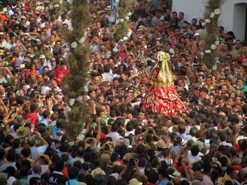 Romería de El Rocío Romería de El Rocío