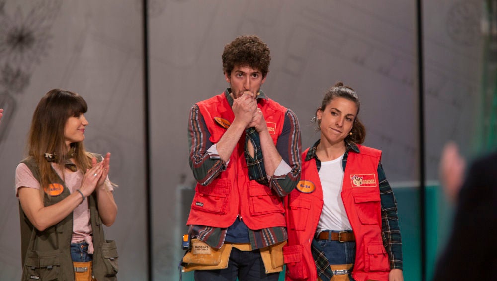 El jurado de ‘Masters de la reforma’ salva el baño Zen de Antonio y Elisa