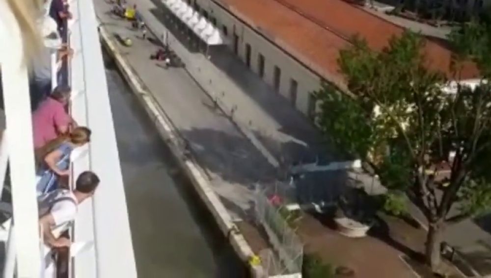 "Pasamos mucho miedo a bordo", así vivió un pasajero el accidente del crucero en Venecia