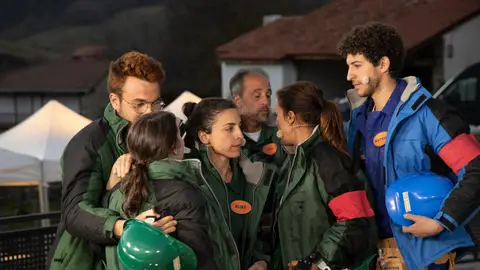 La victoria del equipo de Iratxe lleva por primera vez a la prueba de eliminación a Antonio y Elisa La victoria del equipo de Iratxe lleva por primera vez a la prueba de eliminación a Antonio y Elisa