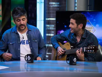 Estopa canta en 'El Hormiguero 3.0' la canción que su padre les censuró en su nuevo disco Estopa canta en 'El Hormiguero 3.0' la canción que su padre les censuró en su nuevo disco