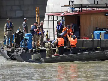 Labores de rescate en el Danubio Labores de rescate en el Danubio