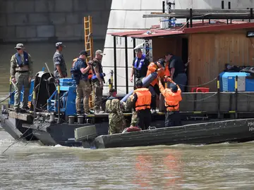 Labores de rescate en el Danubio Labores de rescate en el Danubio