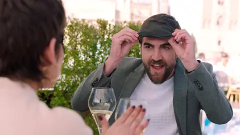 Las trampas de Iñaki y Carmen en su comida romántica y sensorial Las trampas de Iñaki y Carmen en su comida romántica y sensorial