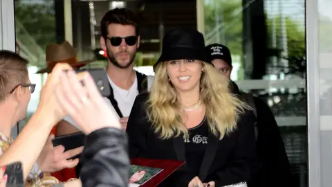 Miley Cyrus y Liam Hemsworth Miley Cyrus y Liam Hemsworth