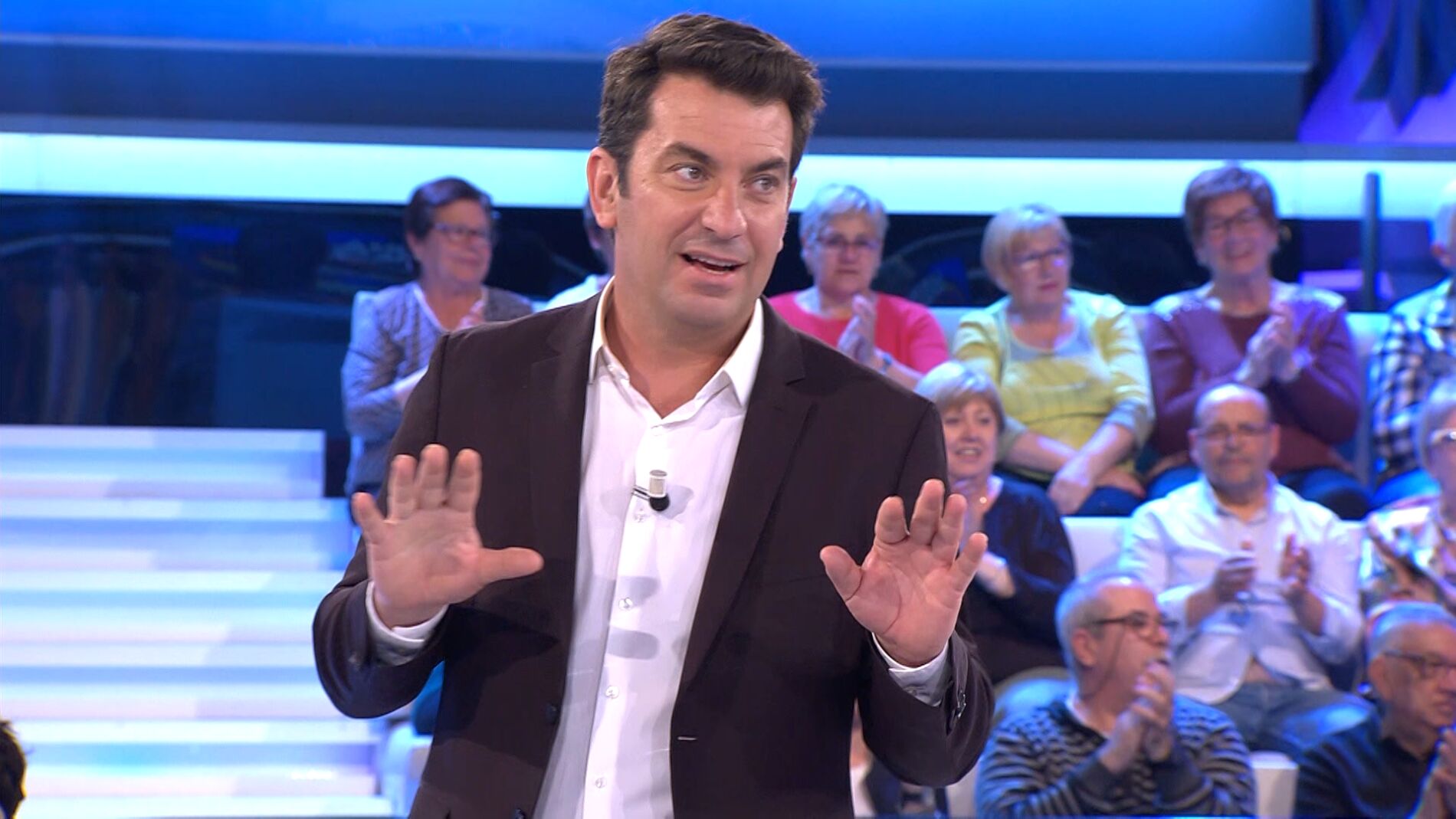 La sugerente propuesta de Fran a Arturo Valls en &lsquo;&iexcl;Ahora caigo!&rsquo; 