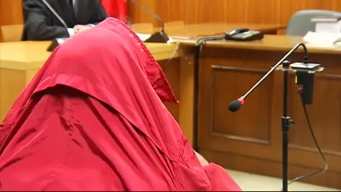 Dos años de prisión por robar unos tangas a una vecina Dos años de prisión por robar unos tangas a una vecina