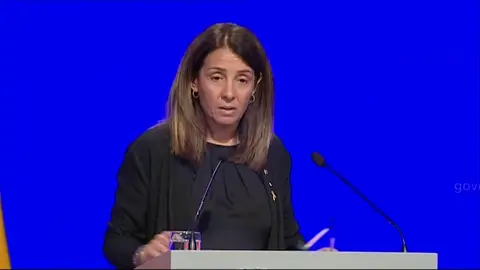 La portavoz de la Generalitat se niega a responder en castellano preguntas que no le hayan hecho en catalán La portavoz de la Generalitat se niega a responder en castellano preguntas que no le hayan hecho en catalán