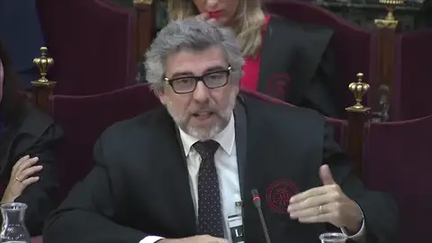 El abogado de Sánchez, Rull y Turull dice que hubo protestas no un alzamiento El abogado de Sánchez, Rull y Turull dice que hubo protestas no un alzamiento
