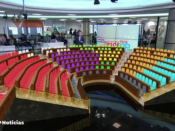 Reparto de escaños en el Congreso: Vox, al gallinero Reparto de escaños en el Congreso: Vox, al gallinero