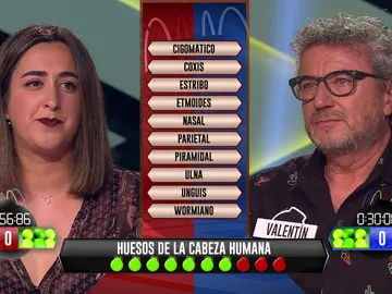 'Los Lobos' y las 'Míticas' se enfrentan en una decisiva bomba estratégica 'Los Lobos' y las 'Míticas' se enfrentan en una decisiva bomba estratégica