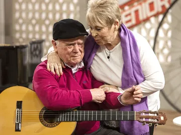 José Mercé, tras ver a Loli Moreno con su marido: “Me parece el matrimonio ideal” José Mercé, tras ver a Loli Moreno con su marido: “Me parece el matrimonio ideal”