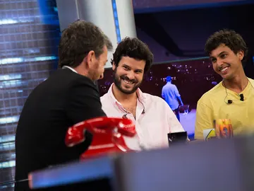 El invencible Don Rogelio desafía a Taburete en 'El Hormiguero 3.0' El invencible Don Rogelio desafía a Taburete en 'El Hormiguero 3.0'