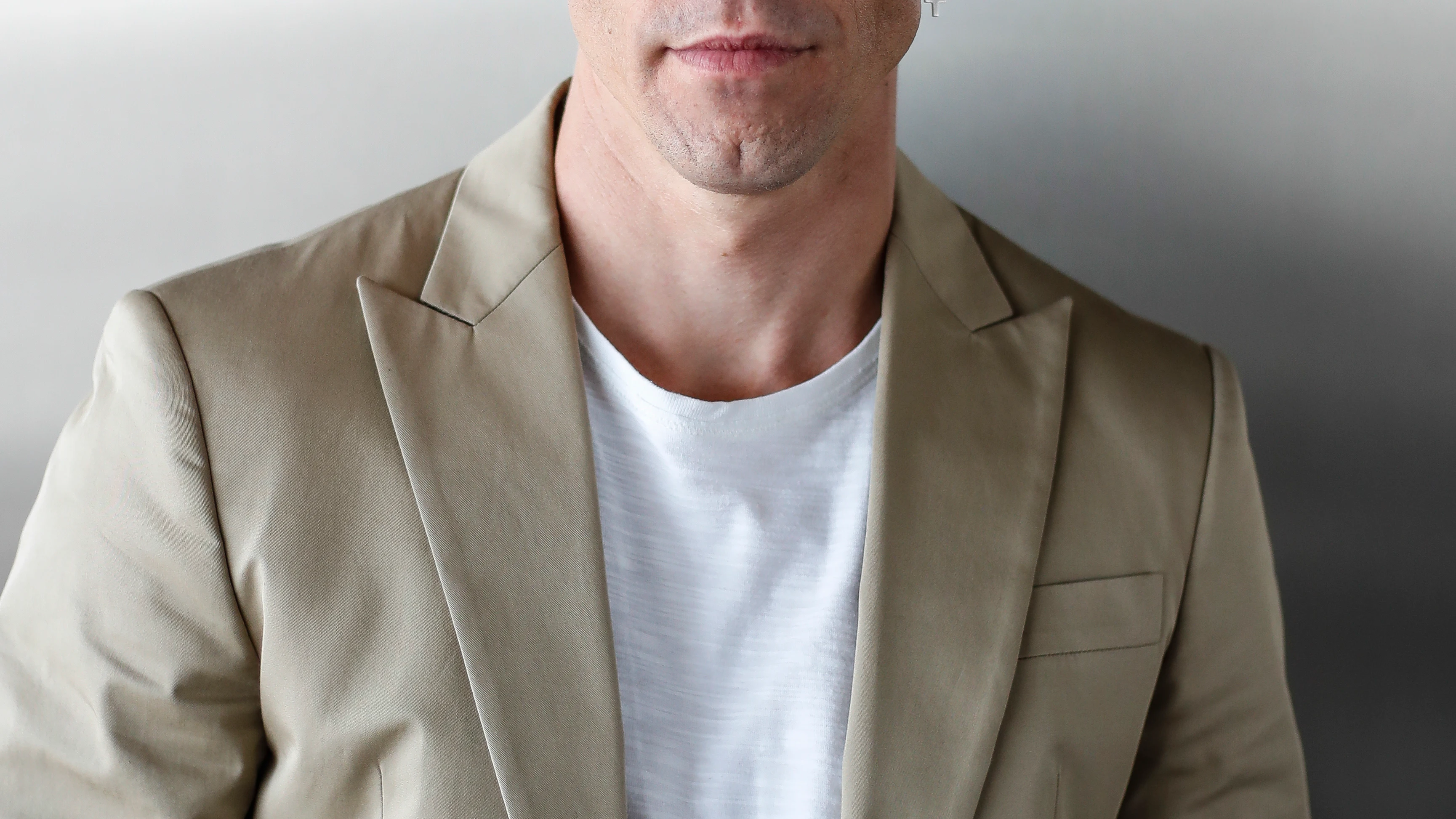 Adri&aacute;n Lastra