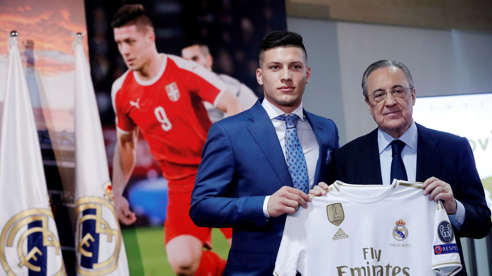 Luka Jovic, presentado como nuevo jugador del Real Madrid: 
