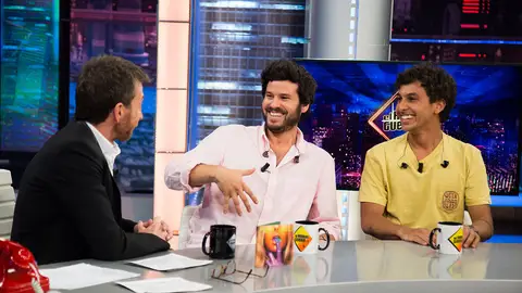 Taburete explica en 'El hormiguero 3.0' el controvertido título de su tercer álbum, 'Madame Ayahuasca' Taburete explica en 'El hormiguero 3.0' el controvertido título de su tercer álbum, 'Madame Ayahuasca'