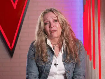 Las lágrimas de Adriana Ceballos recordando a su familia Las lágrimas de Adriana Ceballos recordando a su familia