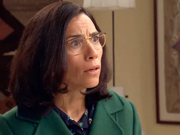 Manolita descubre el secreto de María Manolita descubre el secreto de María