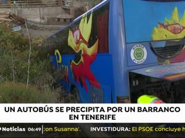 Autobús se precipita en Tenerife.