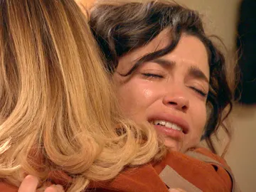 Luisita vuelve a tocar el corazón de Amelia Luisita vuelve a tocar el corazón de Amelia