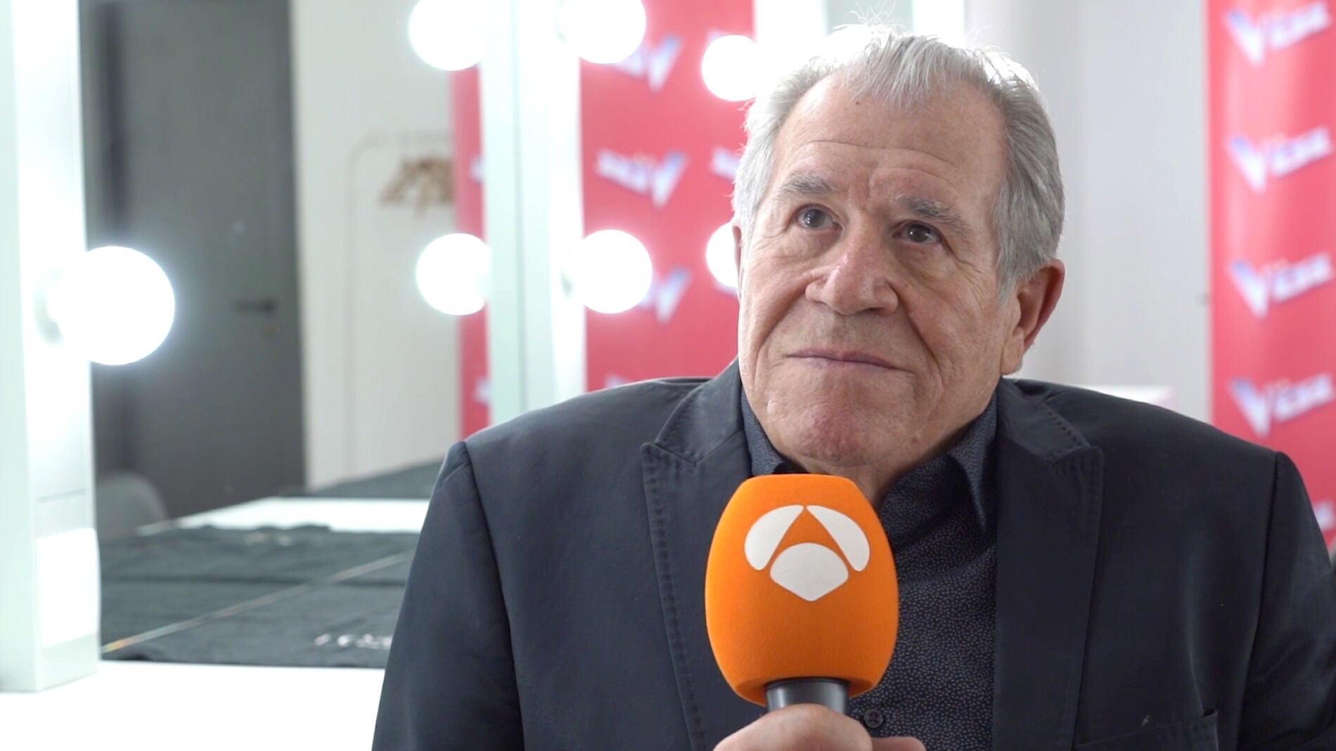 Juan Mena: "Antonio Orozco me ha dado una inyecci&oacute;n de armon&iacute;a, de musicalidad y apoyo"