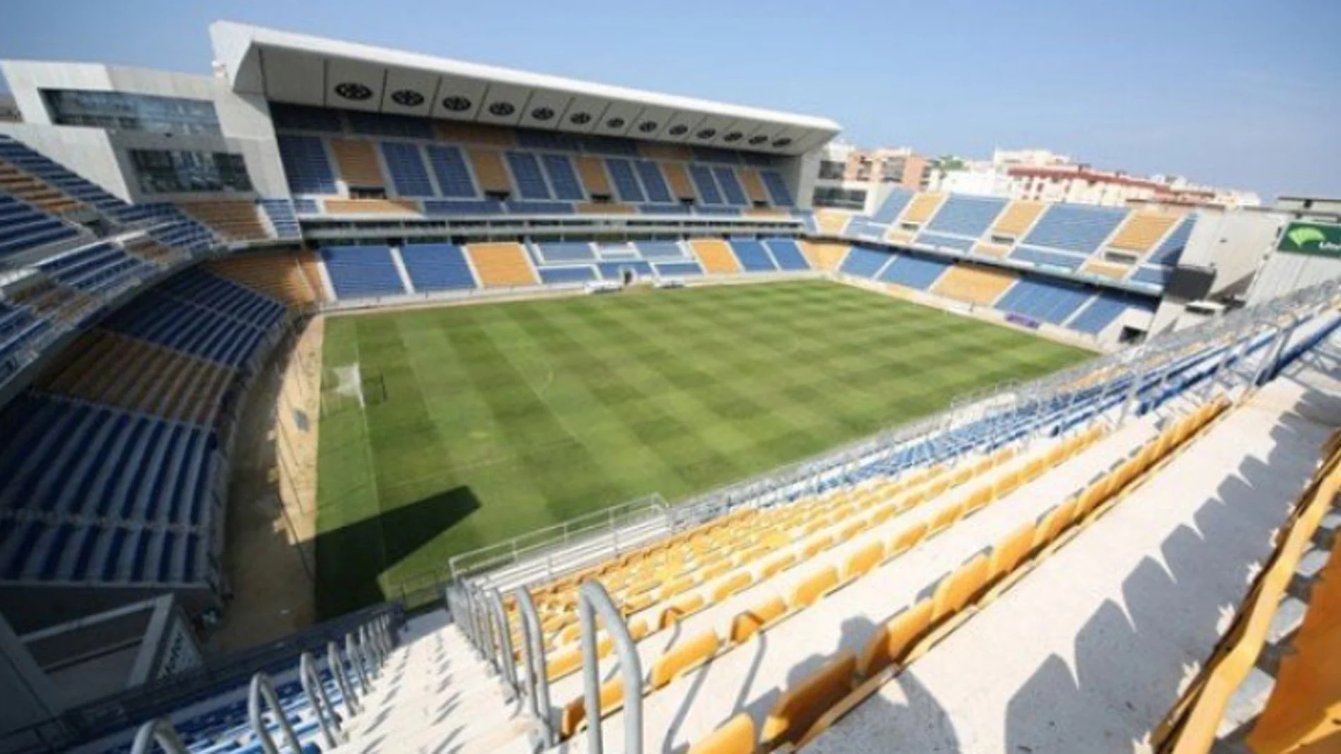 Estadio Ramón de Carranza Estadio Ramón de Carranza