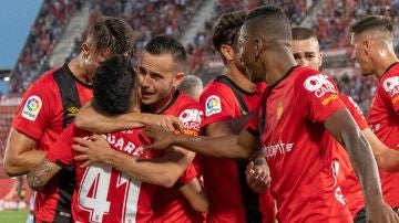 Los jugadores del Mallorca celebran un gol ante el Albacete