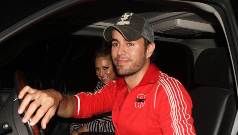 Enrique Iglesias y Anna Kournikova