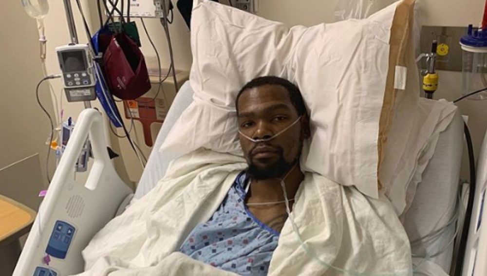 Durant, tras ser operado