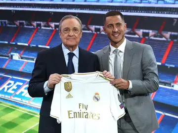 Florentino Pérez y Hazard en el palco del Bernabéu Florentino Pérez y Hazard en el palco del Bernabéu