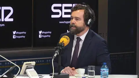 Espinosa de los Monteros: " las naciones deben tener la soberanía de decidir cuántos inmigrantes quieren recibir, de dónde e, incluso, su cualificación" Espinosa de los Monteros: " las naciones deben tener la soberanía de decidir cuántos inmigrantes quieren recibir, de dónde e, incluso, su cualificación"