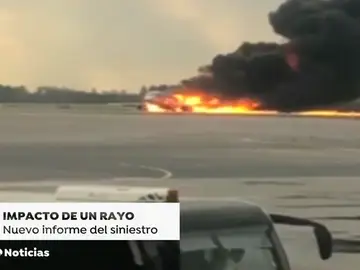Un rayo, el causante del accidente de avión ruso donde murieron 41 personas Un rayo, el causante del accidente de avión ruso donde murieron 41 personas