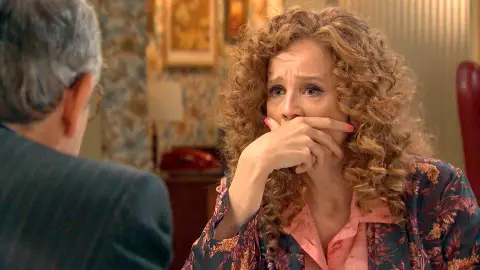 La actitud de Ana afecta terriblemente a Carlos La actitud de Ana afecta terriblemente a Carlos