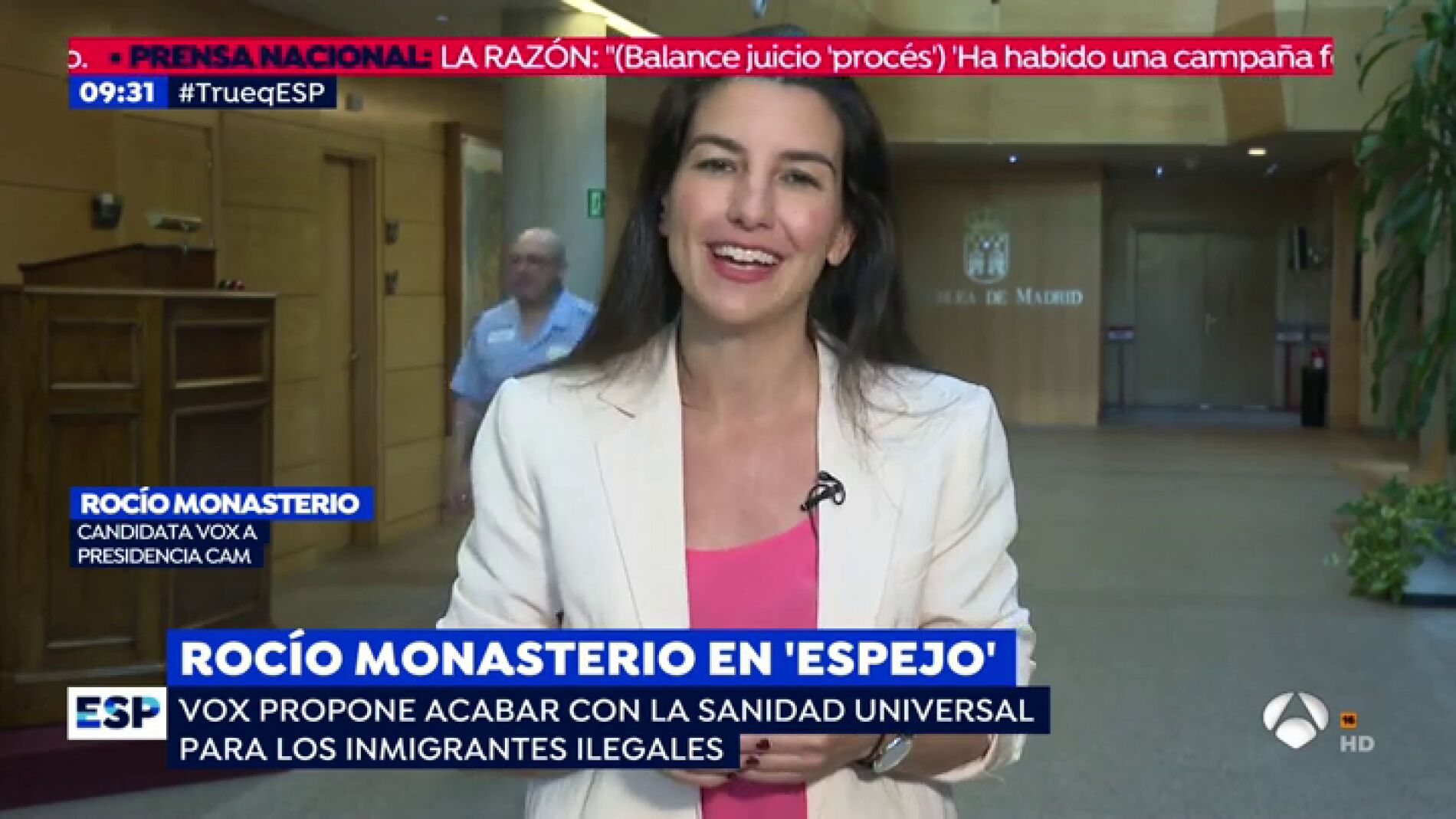 Roc&iacute;o Monasterio: "No puede ser que a los inmigrantes que saltan la valla les de una tarjeta sanitaria universal"