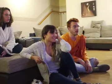 Álex vibra 'concursando' en '¡Boom!' durante la convivencia de 'Masters de la reforma' Álex vibra 'concursando' en '¡Boom!' durante la convivencia de 'Masters de la reforma'