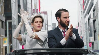 Vídeo en exclusiva de 'Los Japón': Dani Rovira y María León llegan a Oriente por la puerta grande